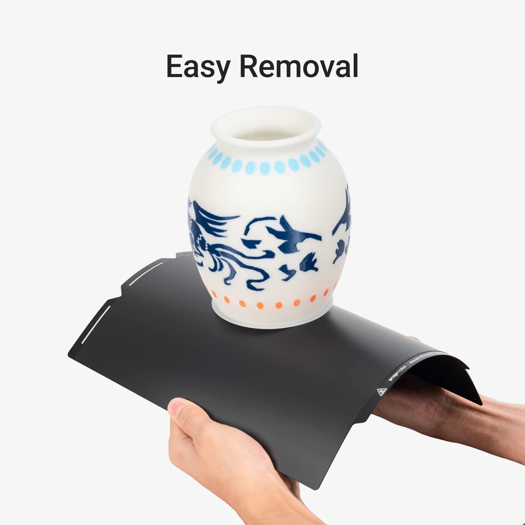 Smooth PEI steel plate helps release printed models cleanly from the Snapmaker U1 build surface.

